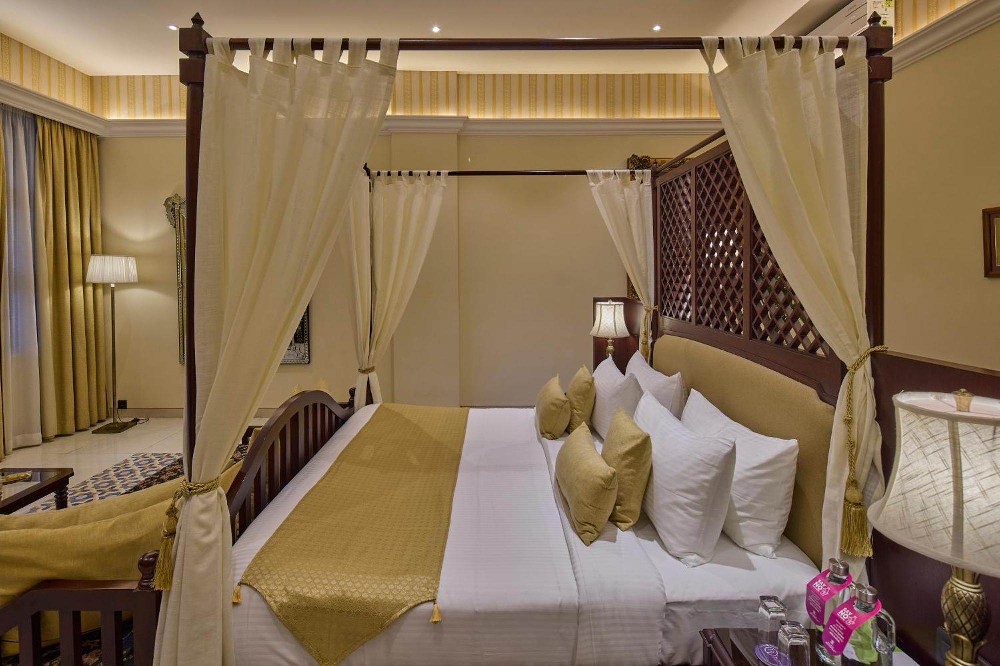 รอยัล ออร์คิด เมโทรโพล ไมซอร์ Hotel ภายนอก รูปภาพ