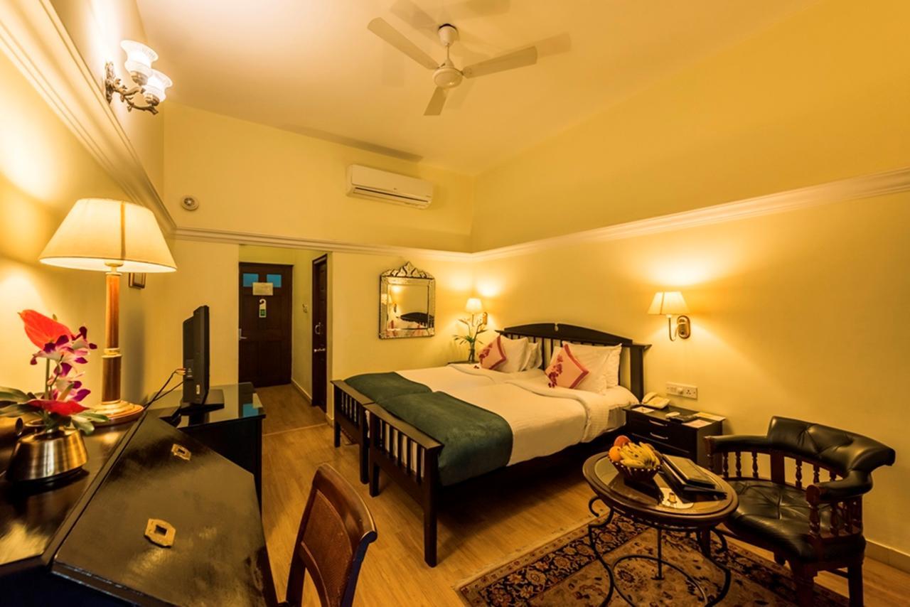 รอยัล ออร์คิด เมโทรโพล ไมซอร์ Hotel ภายนอก รูปภาพ